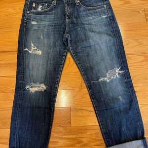 The ex-boyfriend slim. Slouchy slim jeans.